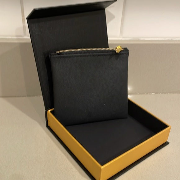 Mini Pouch - Picture 3 of 3